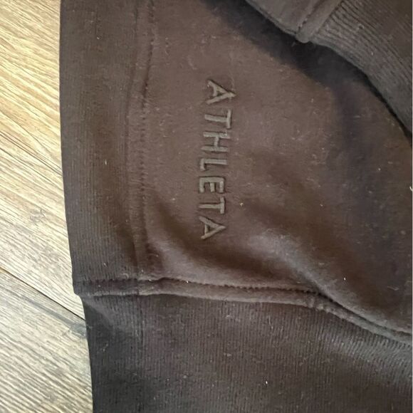 Athleta "Power of SHE" Black Crewneck Women's Sweatshirt Size XS Black Glitter - Picture 5 of 10